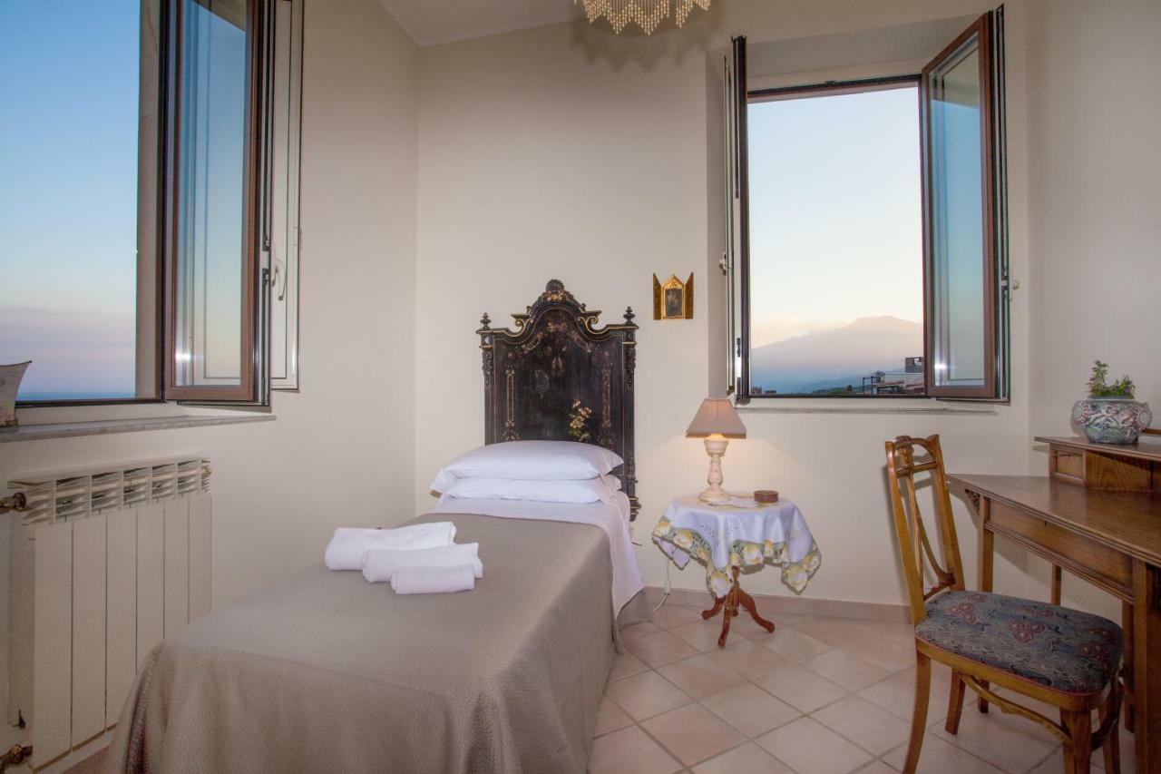 Skyline Appartament Taormina Exterior photo